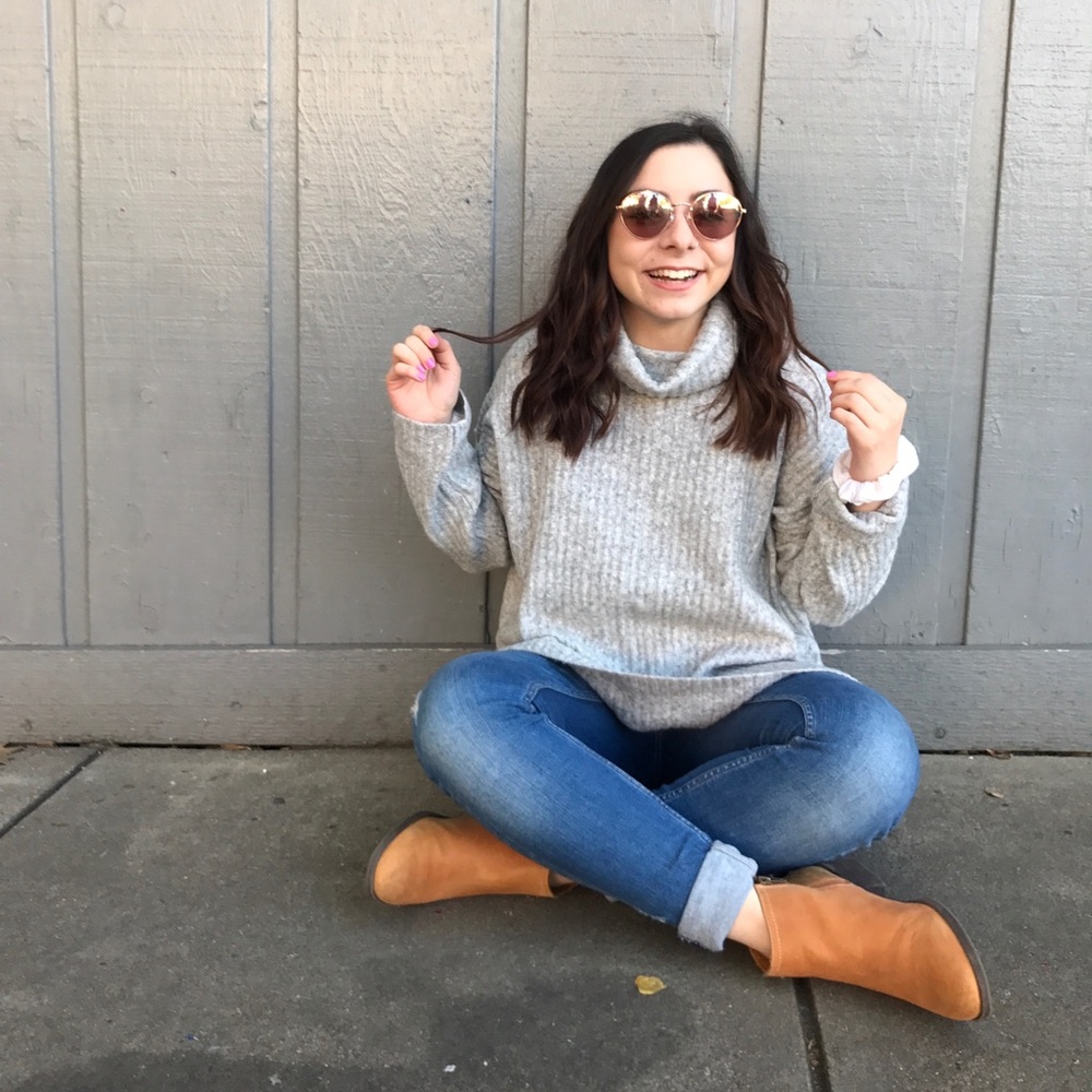 Meet your Posher, Alyssa